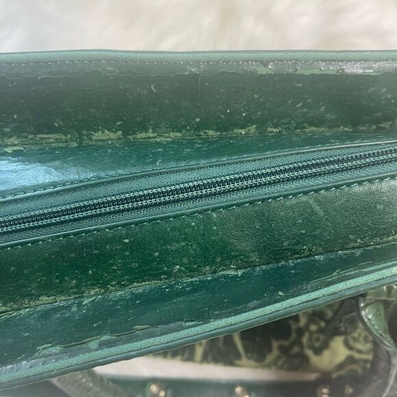 Sharif synthetic croc prints and tapestry olive green satchel/shoulder bag . - Picture 16 of 16